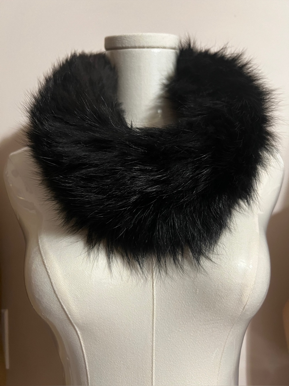 Plush Black Fur Neck Scarf - Chic Winter Accessory